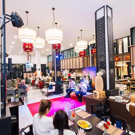 The Experience Walking Street Chiang Mai Hotel Exterior foto