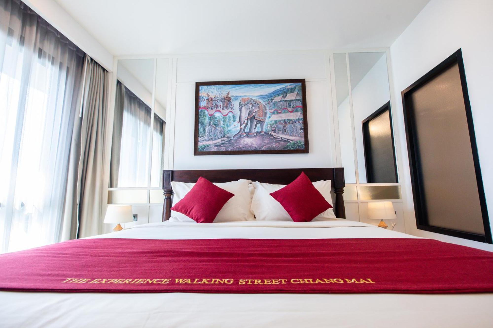 The Experience Walking Street Chiang Mai Hotel Exterior foto