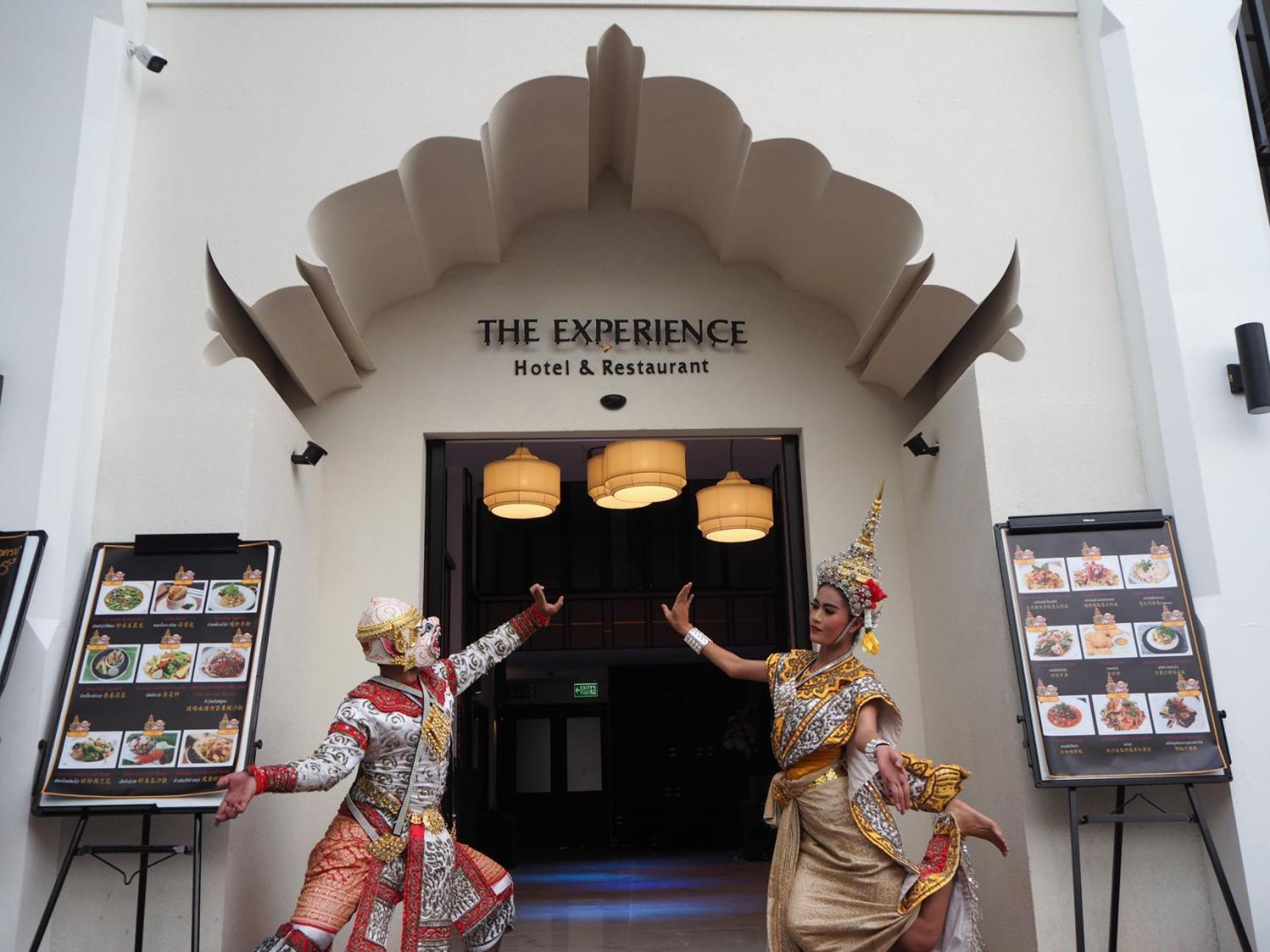 The Experience Walking Street Chiang Mai Hotel Exterior foto